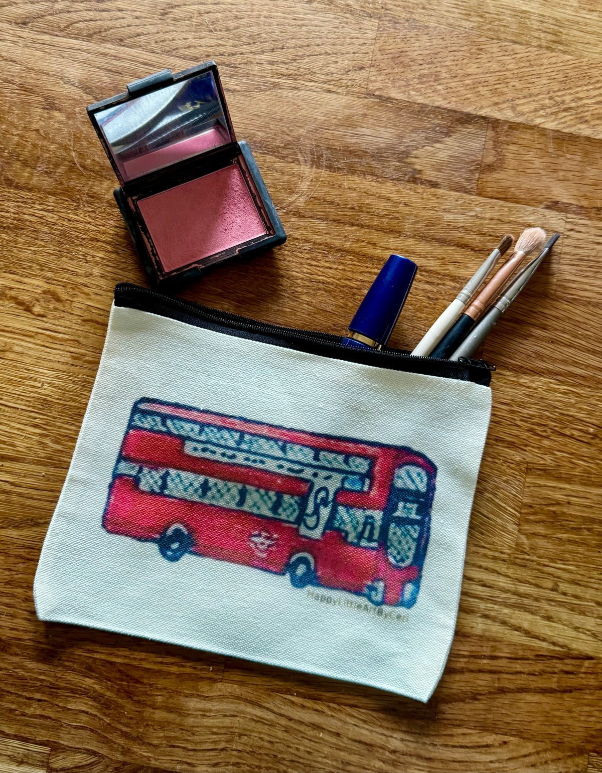Red double-decker London bus zip-up pencil case/makeup bag