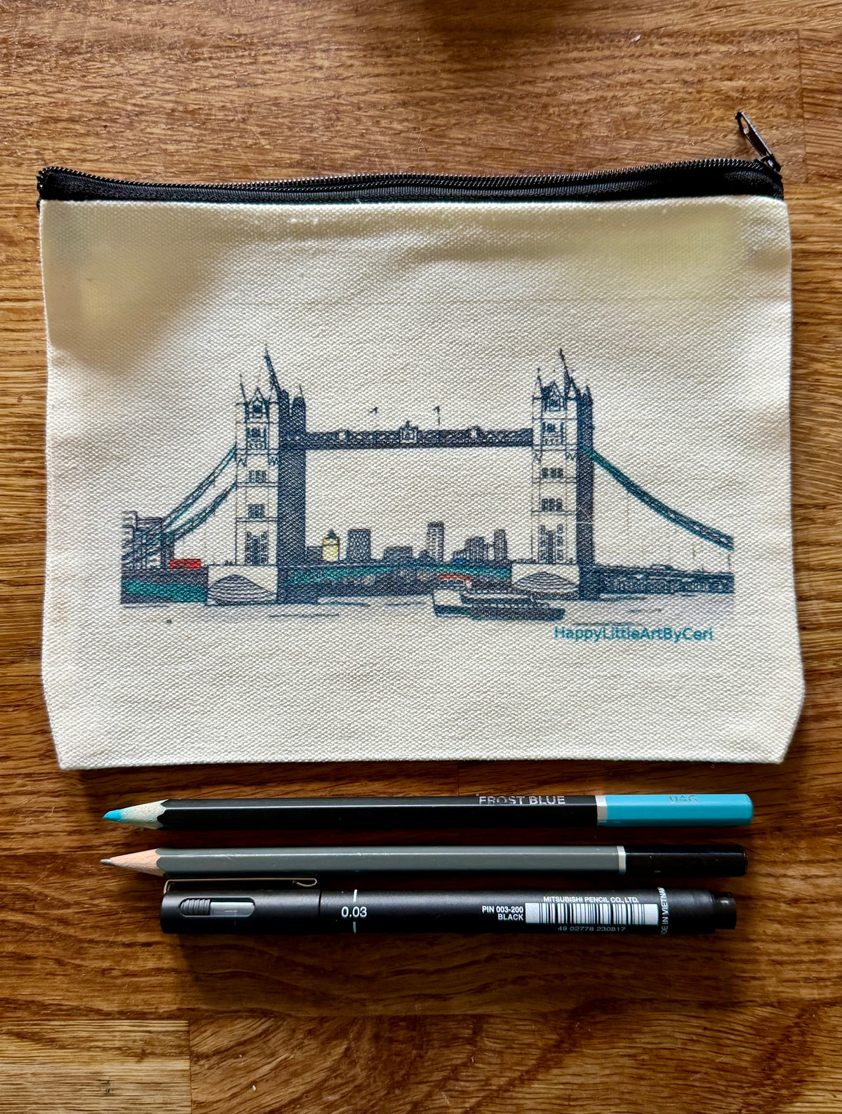 London’s Tower Bridge pencil case/makeup bag