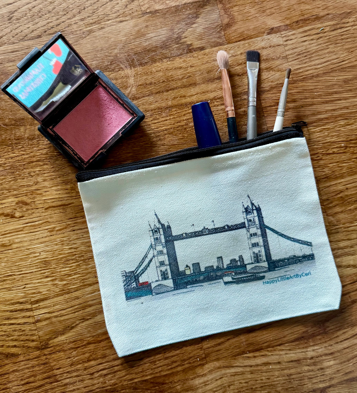 London’s Tower Bridge pencil case/makeup bag