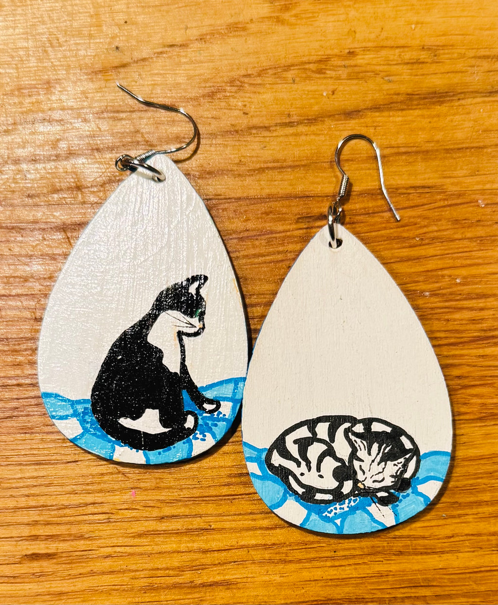 Cute cat wooden earrings